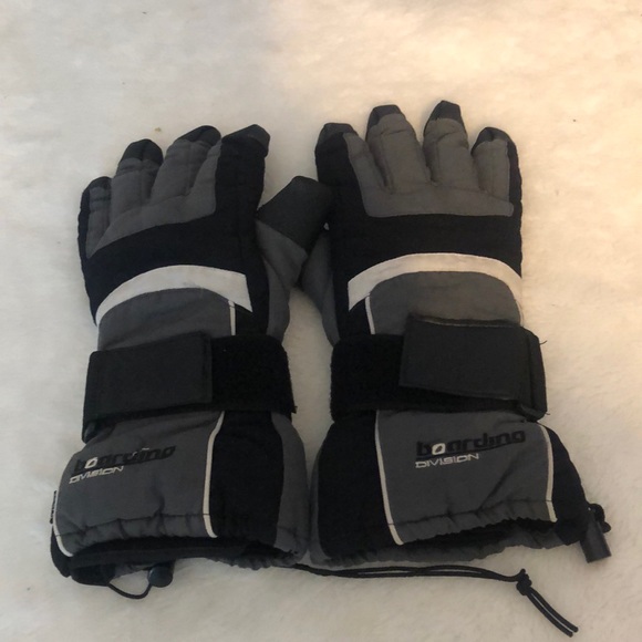 Hi pro Boarding division Thinsulate gloves p1067 - Picture 1 of 5
